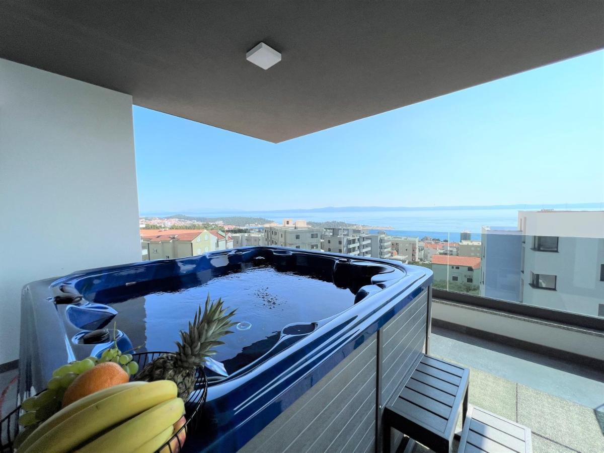 Lux Penthouse Panoramic View With Jacuzzi Apartman Makarska Kültér fotó