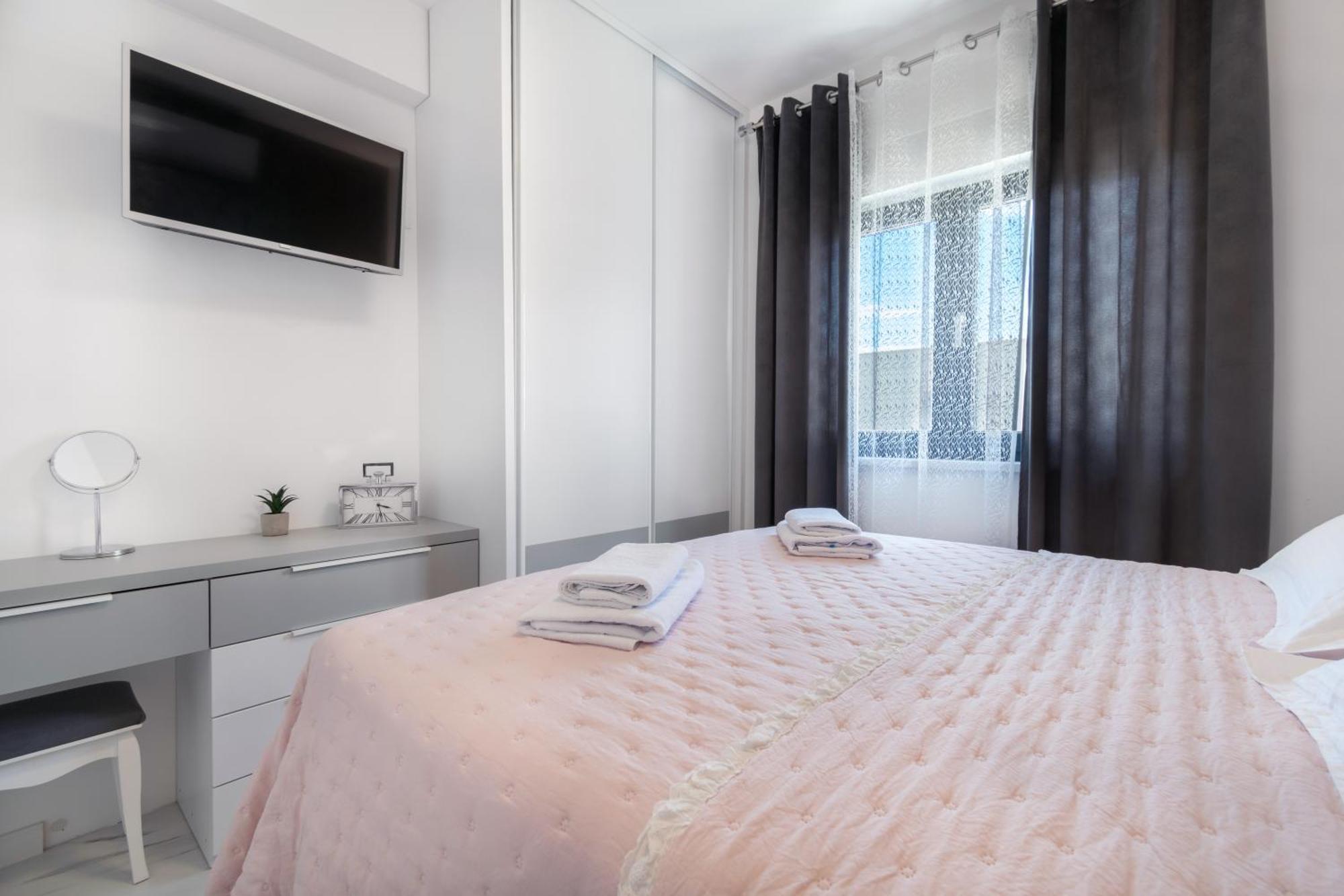 Lux Penthouse Panoramic View With Jacuzzi Apartman Makarska Kültér fotó